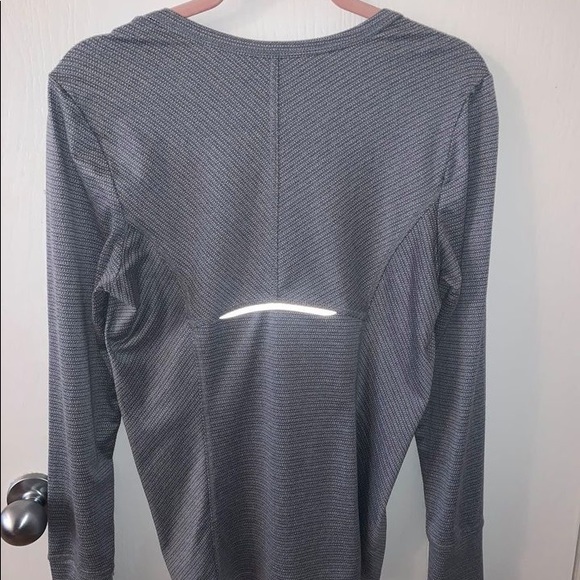 Long Sleeve Running Top - Picture 3 of 4